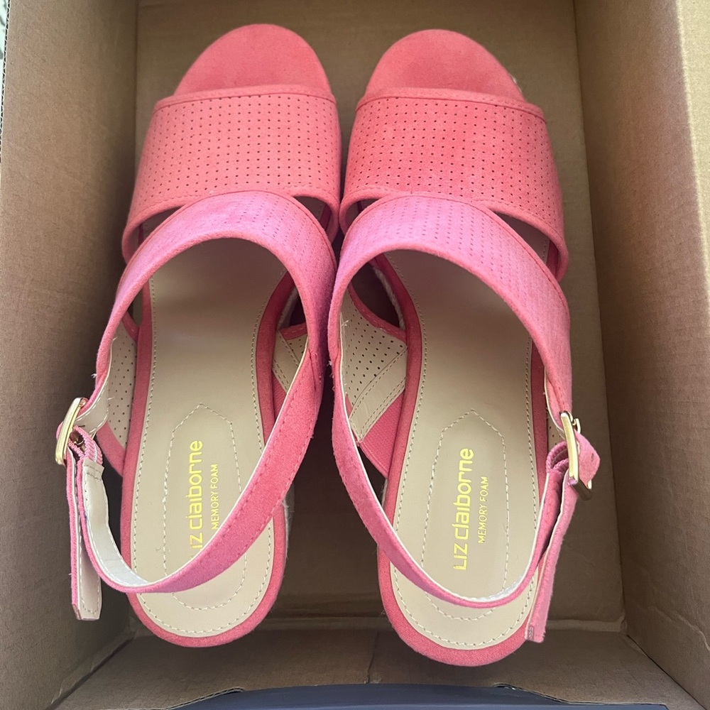 NEW! Liz Claiborne Wedge Size 8.5 - Picture 2 of 6